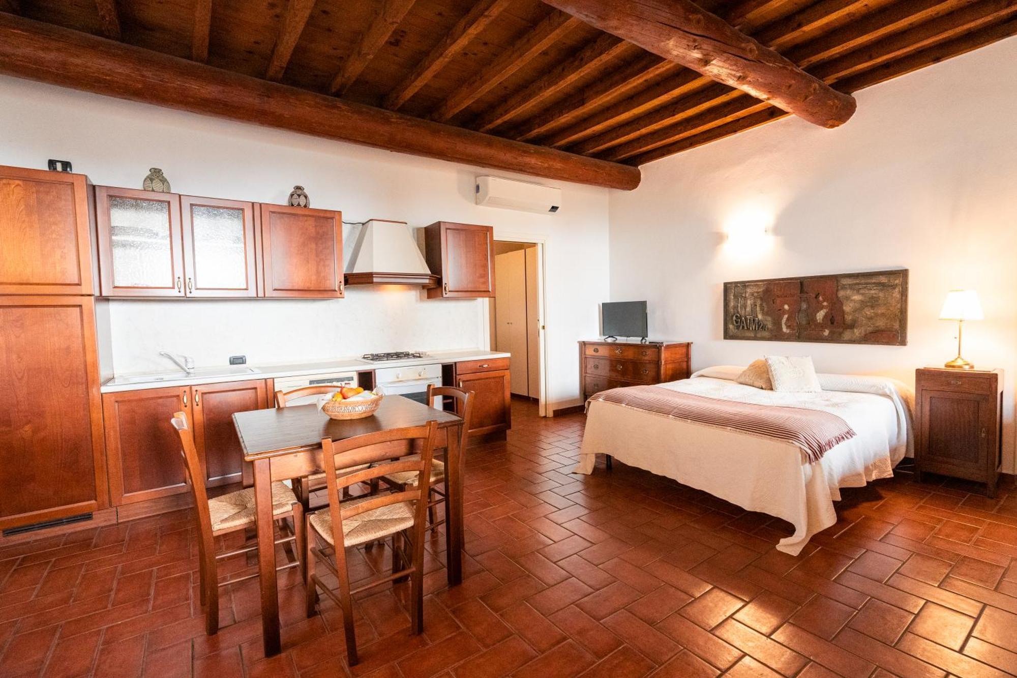 Agriturismo Bassanella Тревильо Экстерьер фото