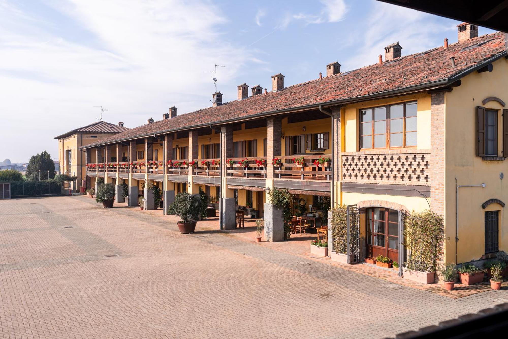 Agriturismo Bassanella Тревильо Экстерьер фото